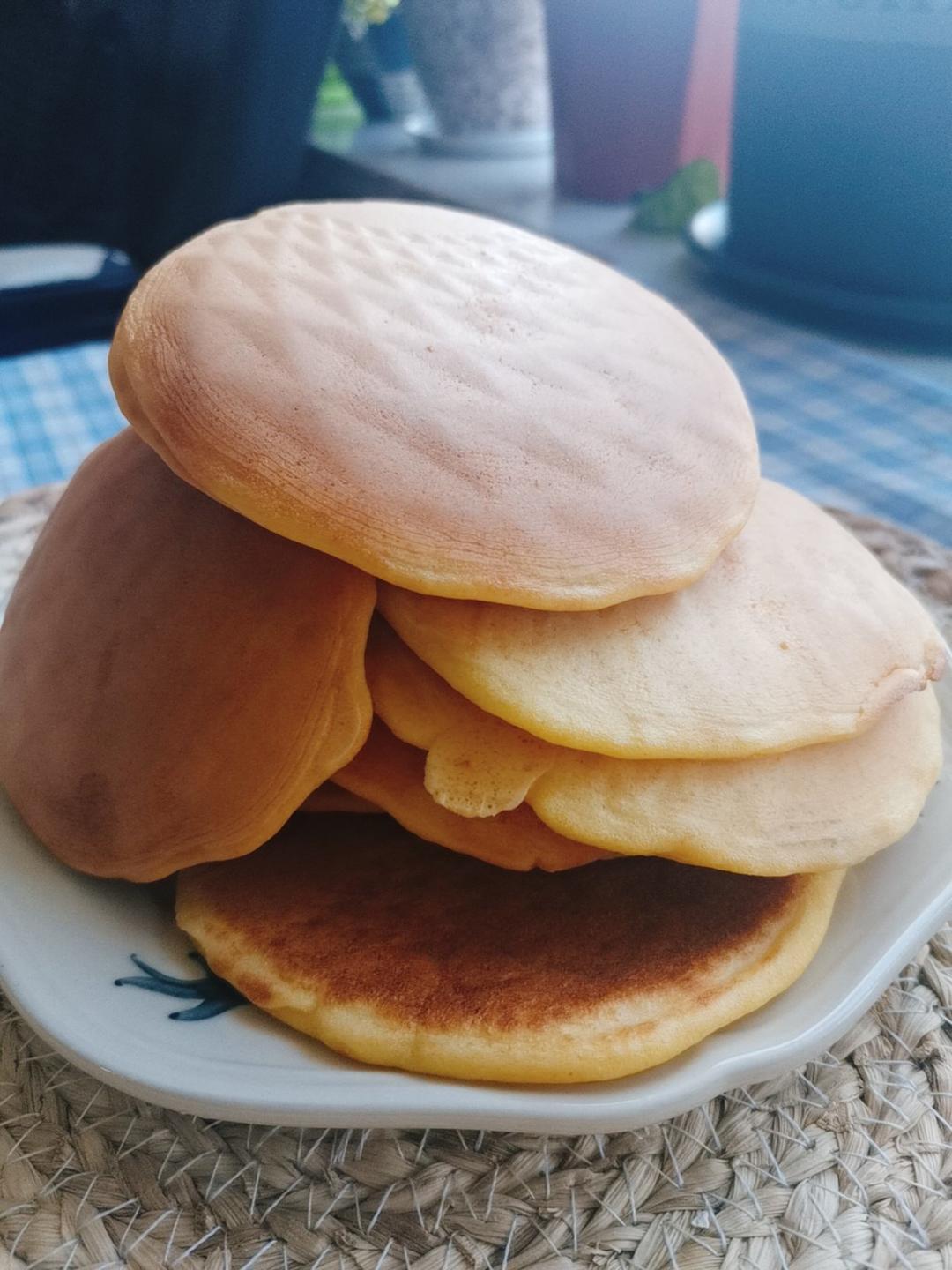 玉米面松饼，早起5分钟搞定，又软又健康
