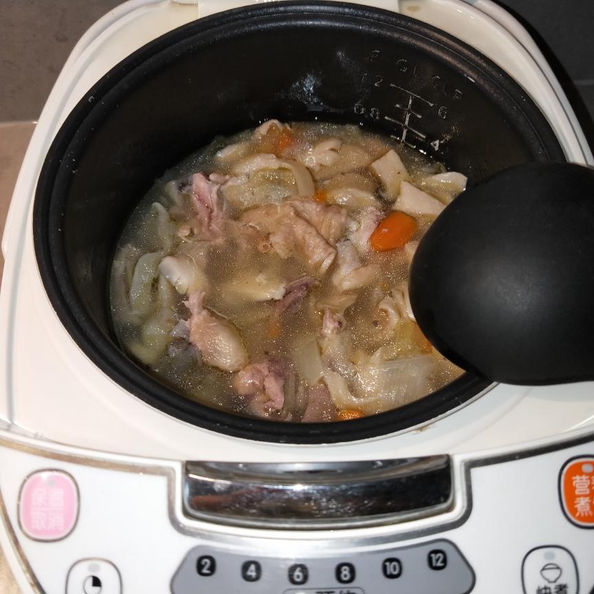【生酮】简易电饭锅版杂蔬鸡腿汤