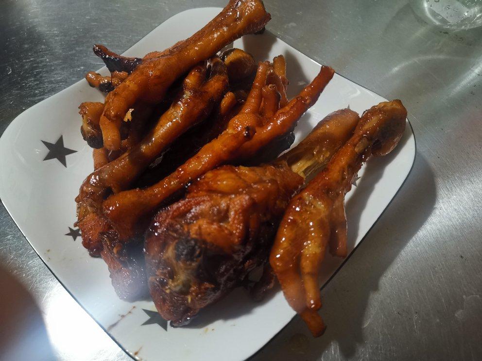 “销魂”卤鸡爪