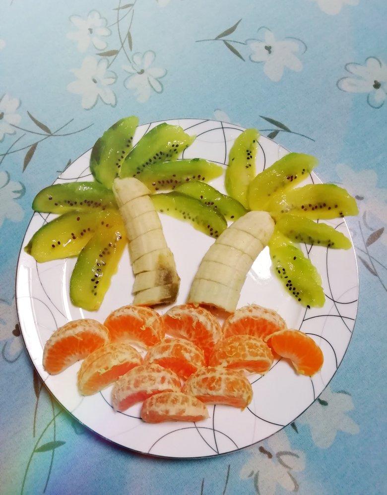 妙一小女做的水果摆盘