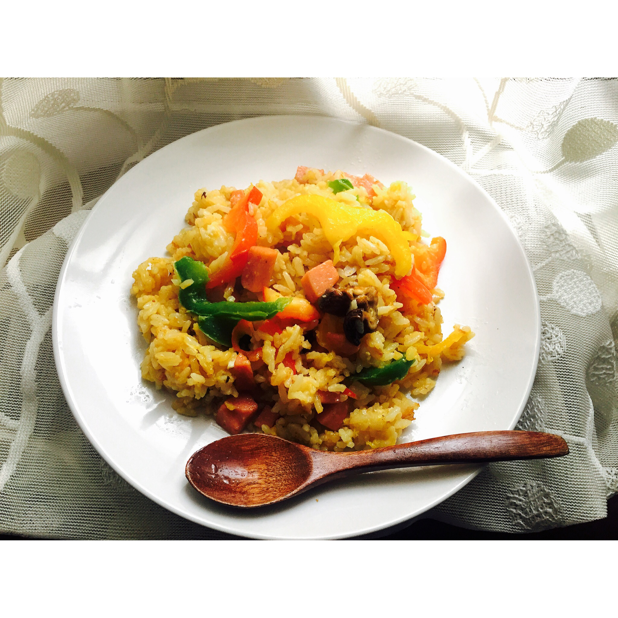 彩椒火腿蛋炒饭