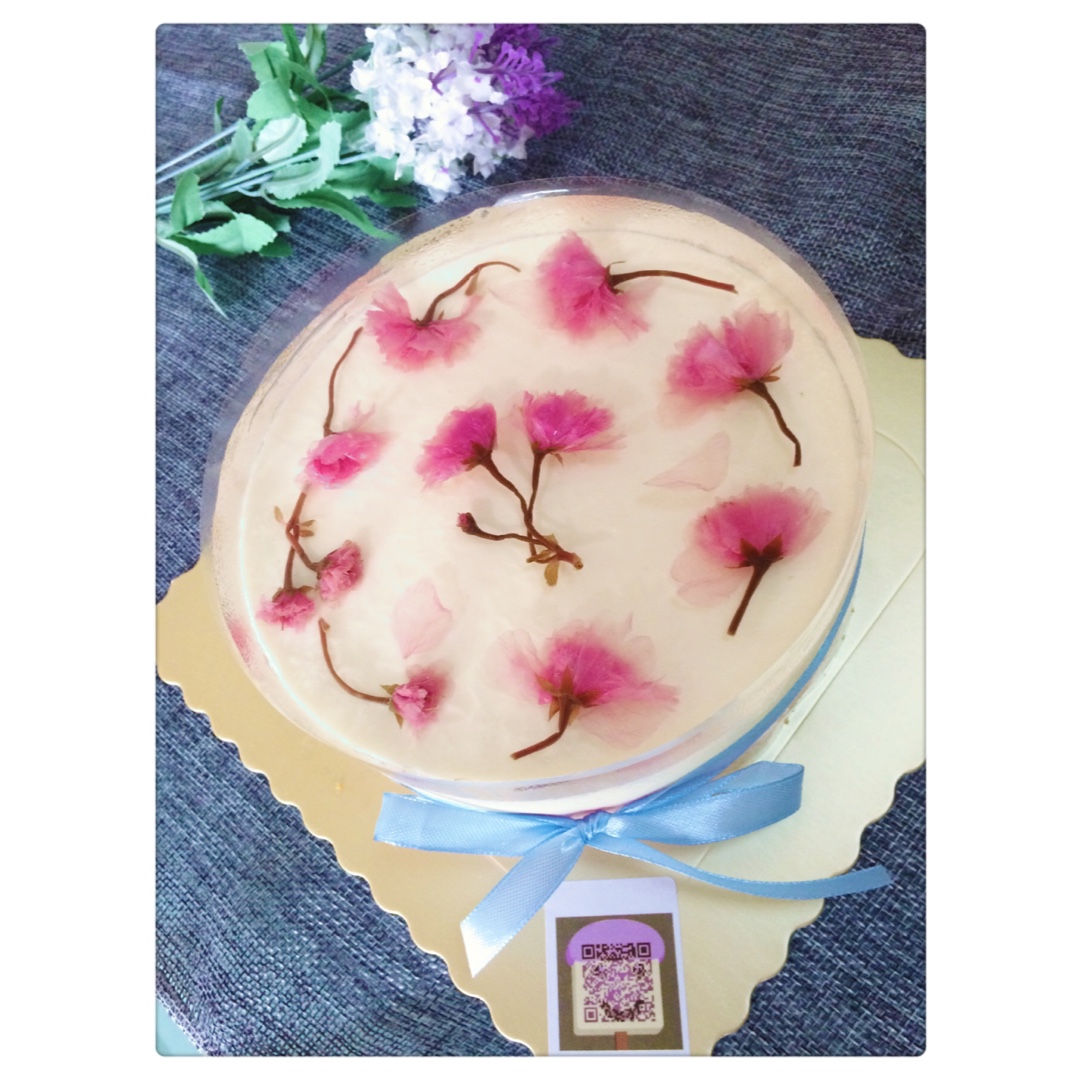 颜值爆表的樱花慕斯。（6寸圆模）