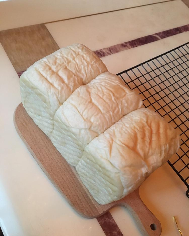 烫种土司
 （绵软细腻）