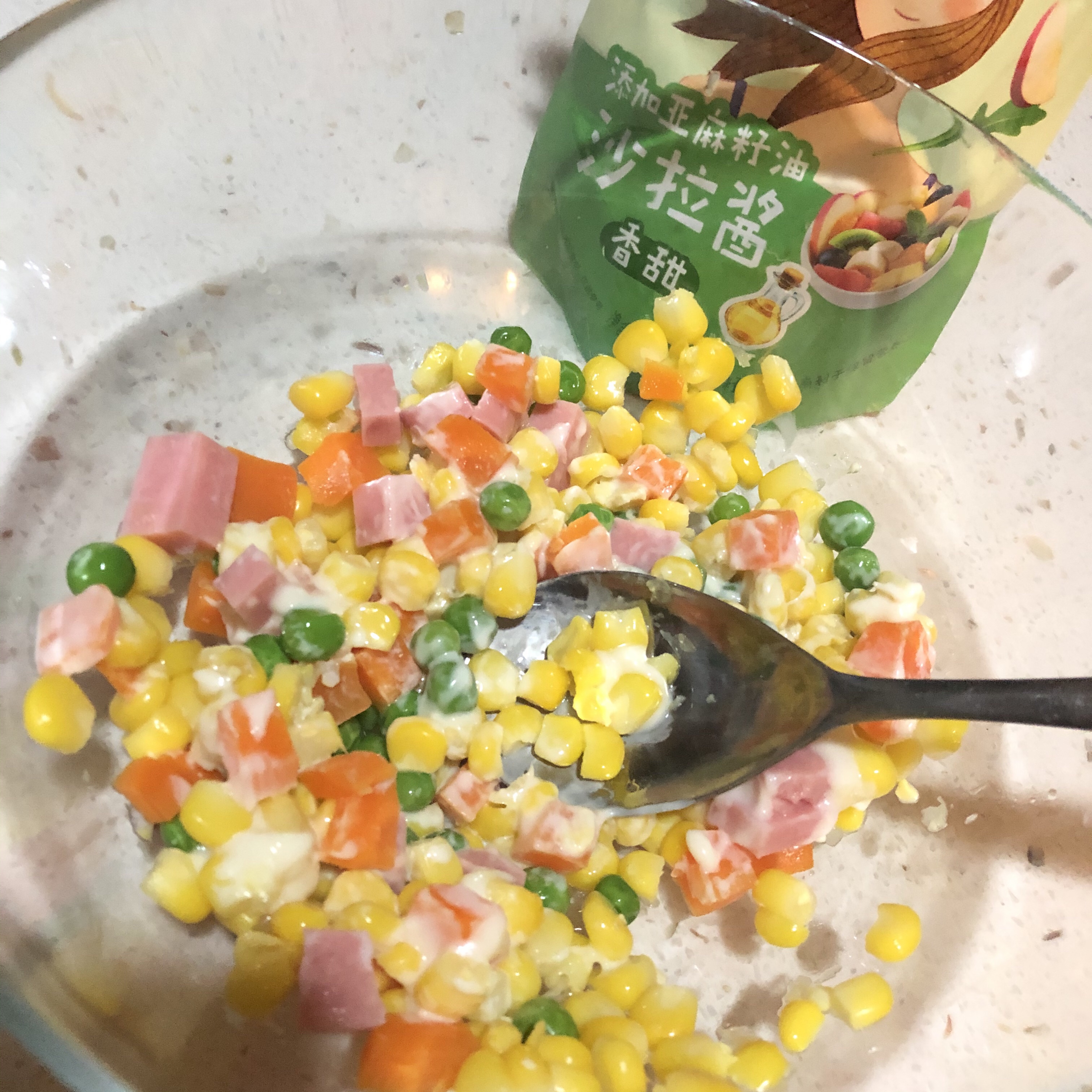 超方便的早餐-玉米🥗沙拉（味好美沙拉酱）