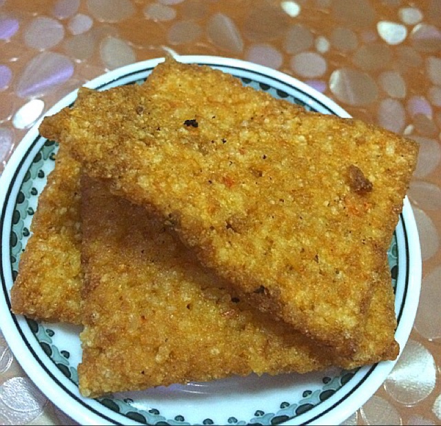 巧用剩饭做香脆锅巴