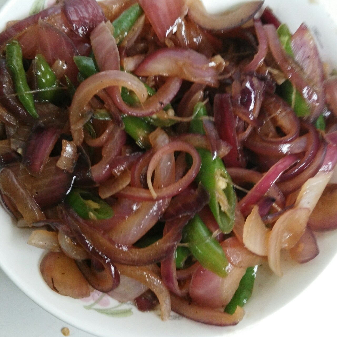 王小桃cherme做的青椒炒洋葱