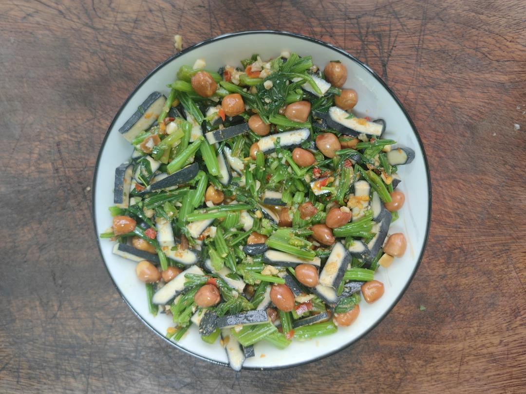 菠菜花生米拌臭干