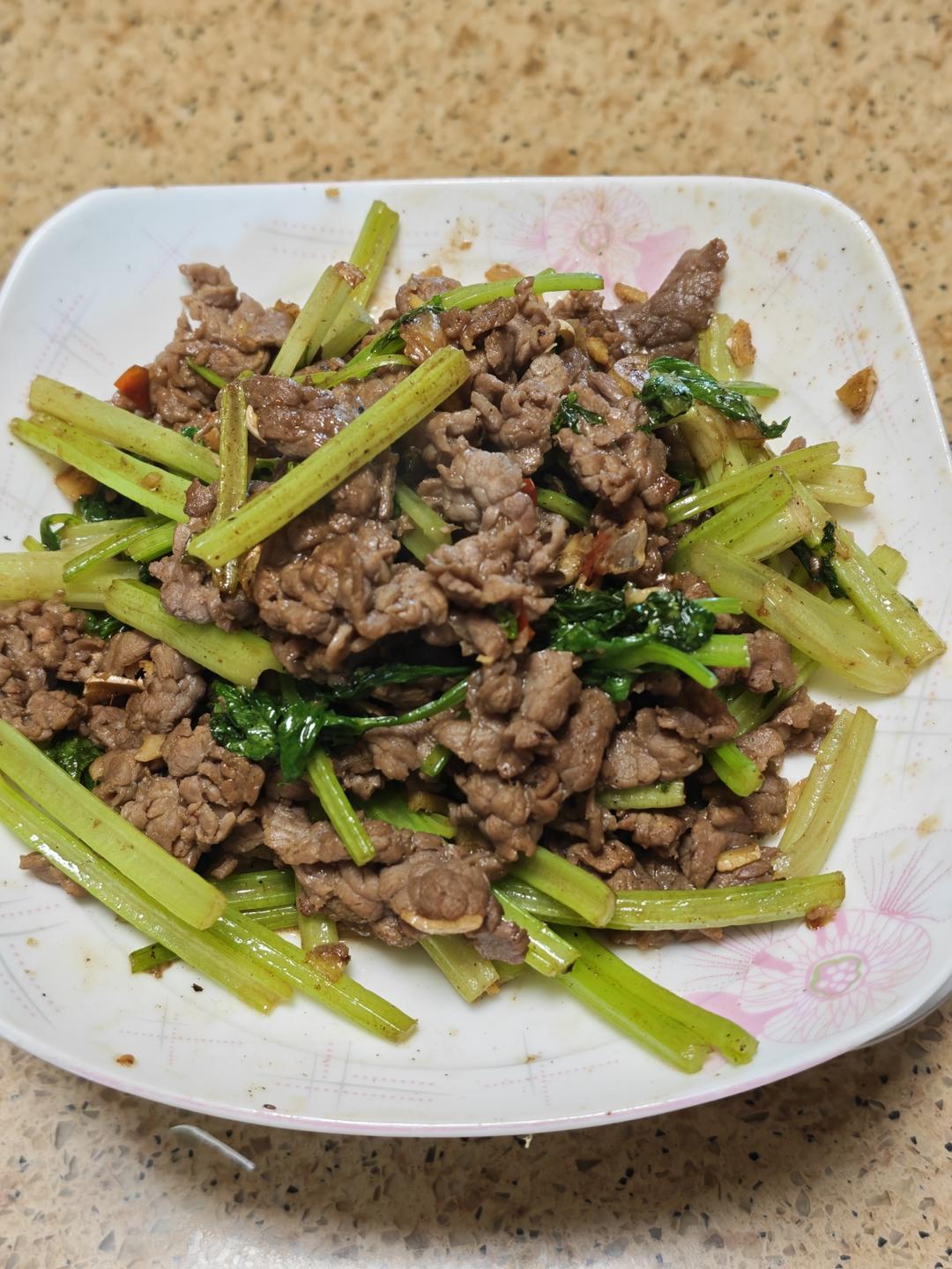 小炒黄牛肉