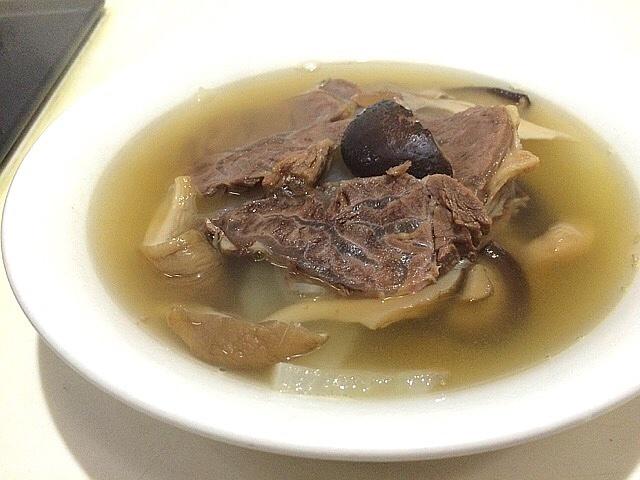 菌菇牛腱汤