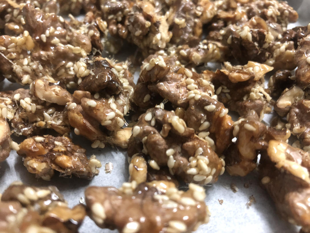 【琥珀核桃仁】冰糖无油不粘手