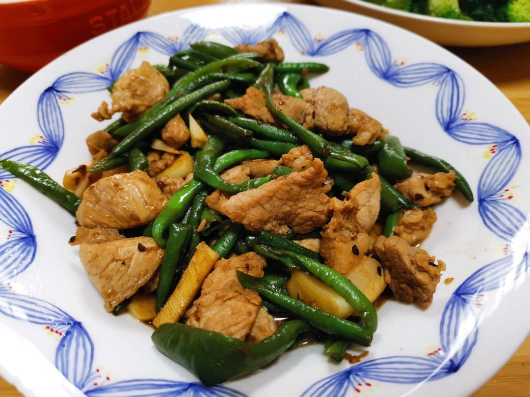 正宗辣椒炒肉