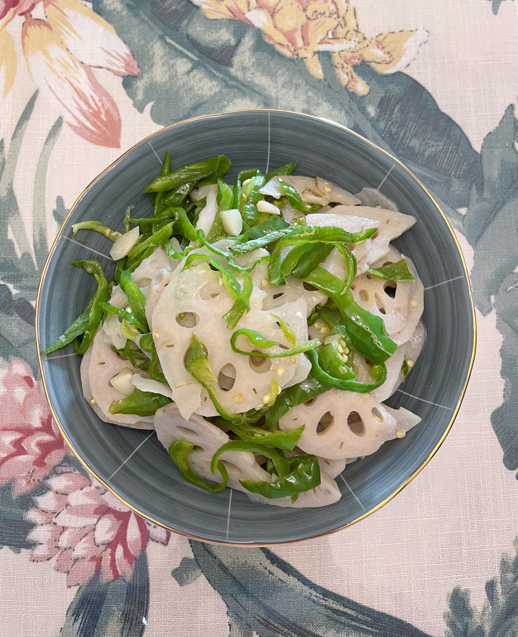 清炒藕片