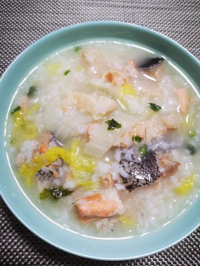 最香最嫩的无刺三文鱼骨粥的做法