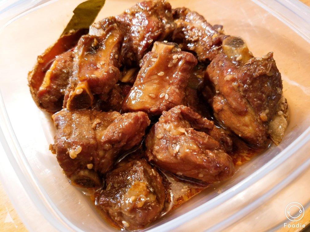 电饭煲焖排骨