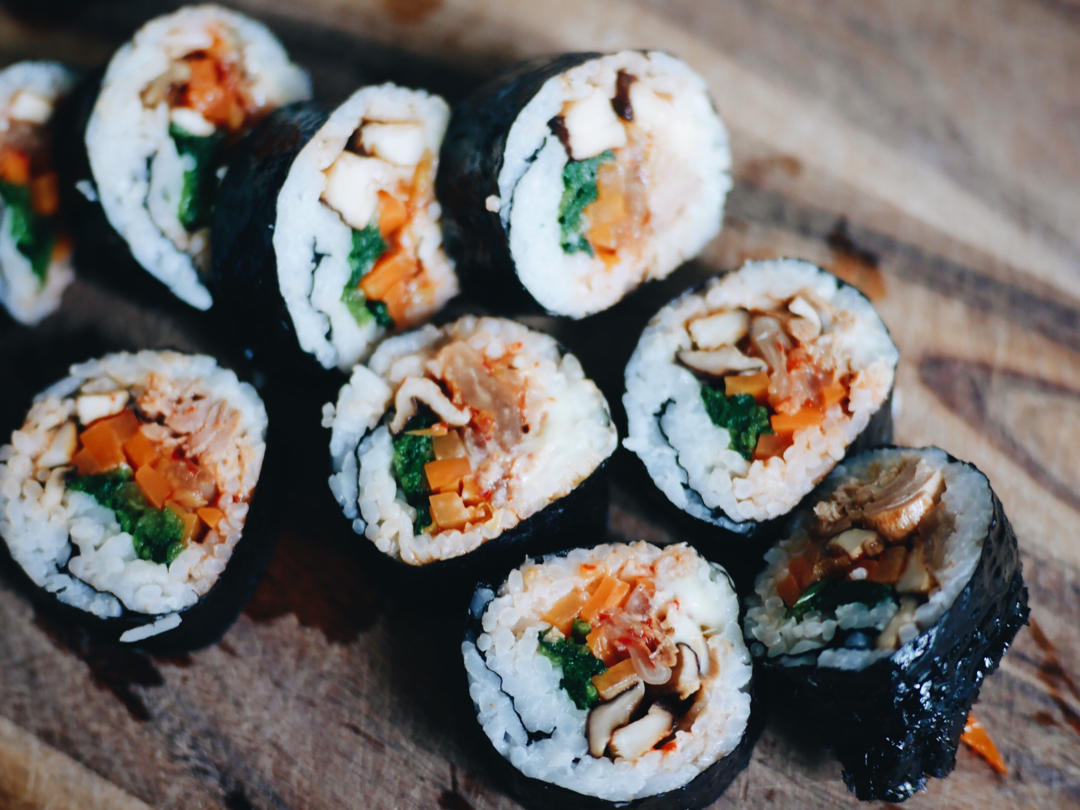 黄花做的泡菜紫菜包饭