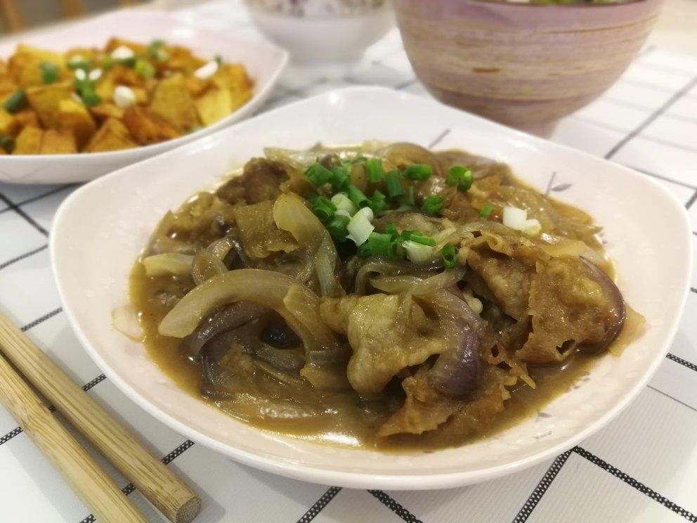 好吃到舔盘的秘制洋葱炒肥牛卷！拌饭巨香