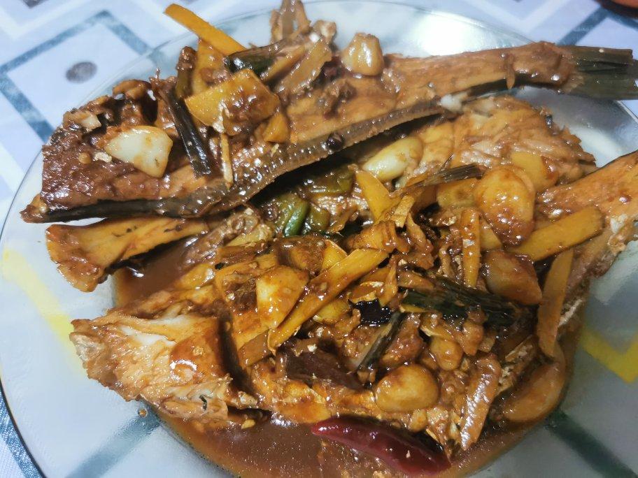 红烧扒皮鱼