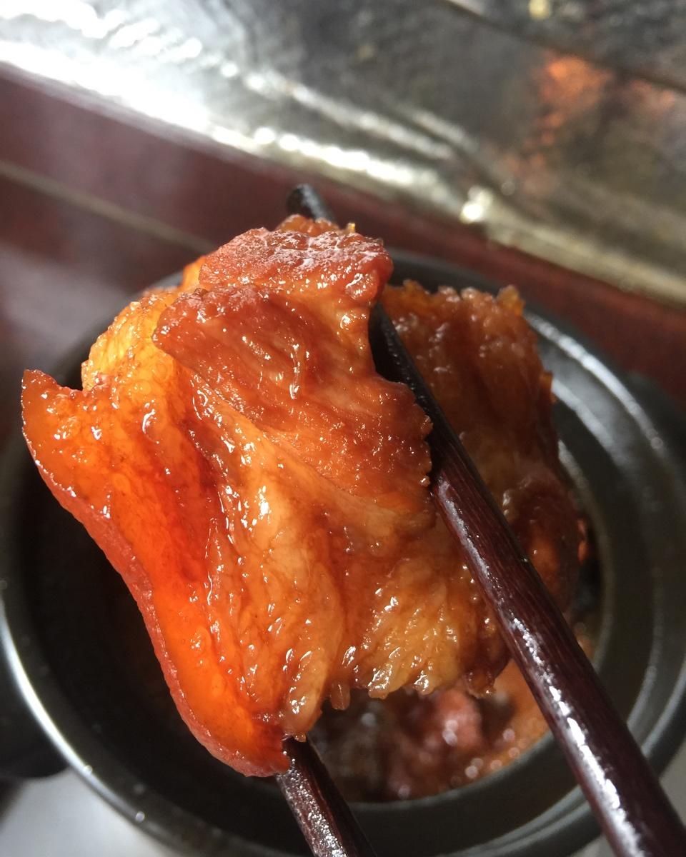 如何炖出不腻的东坡肉--酒店做法及家庭做法