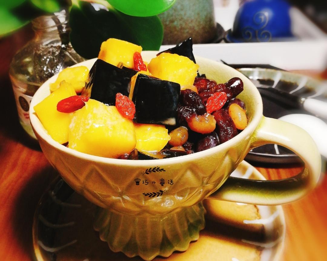 龟苓蜜豆芒果捞的做法