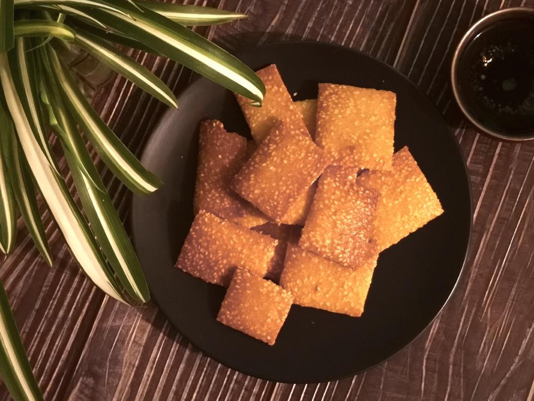 只需搅一搅❗️超简易蛋白芝麻薄脆😋