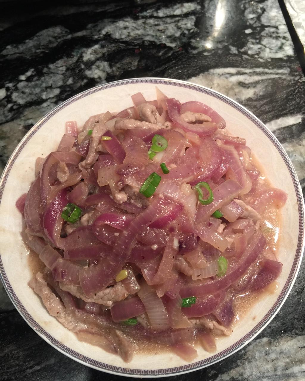洋葱炒肉丝
