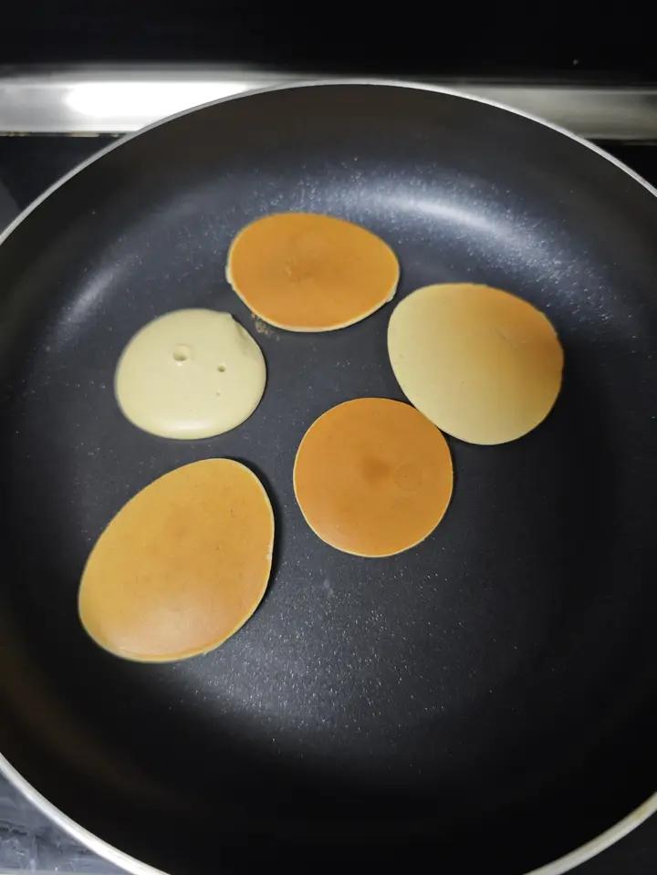 【减脂早餐】无油香蕉松饼（超简单）