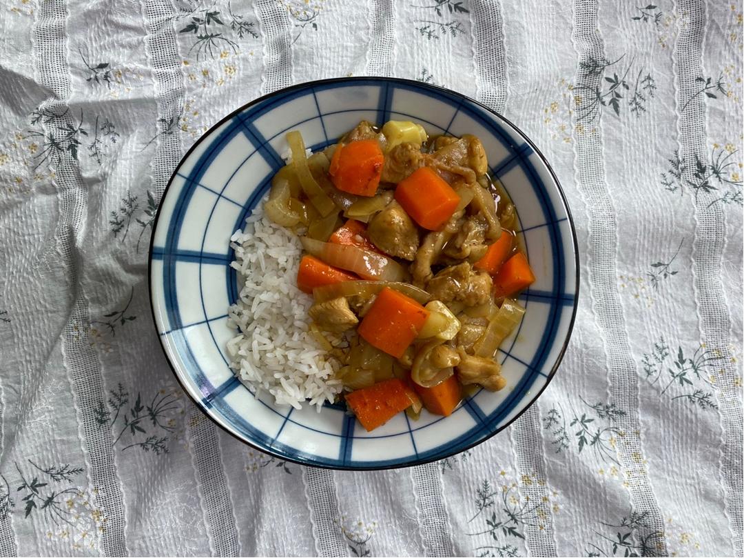 咖喱鸡肉饭
