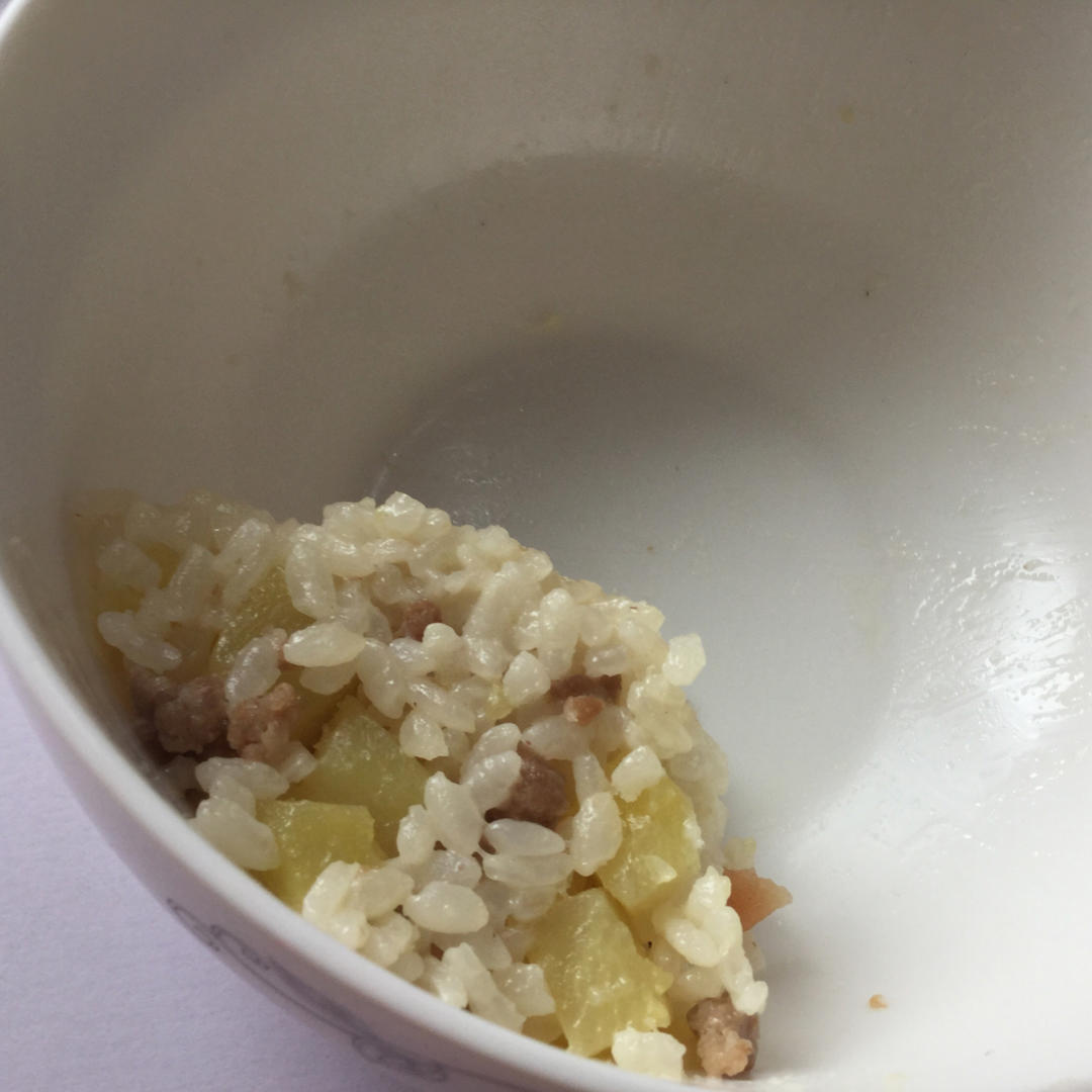土豆腊肉焖饭（电饭煲）