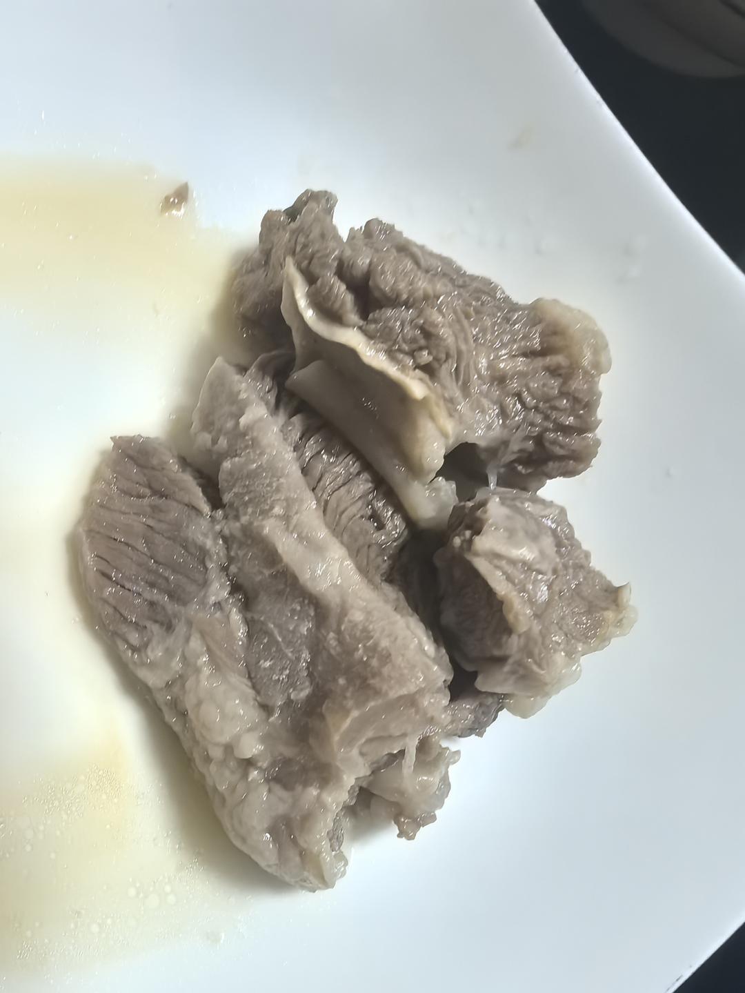 😋简单又美味！清炖牛肋条，吃货必尝！