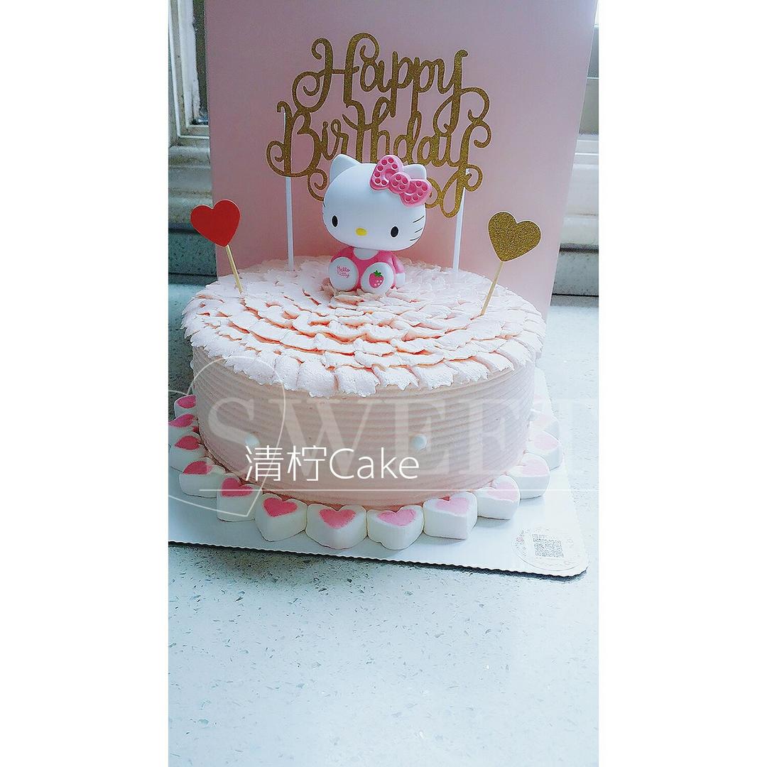 6寸kitty芝士慕斯蛋糕