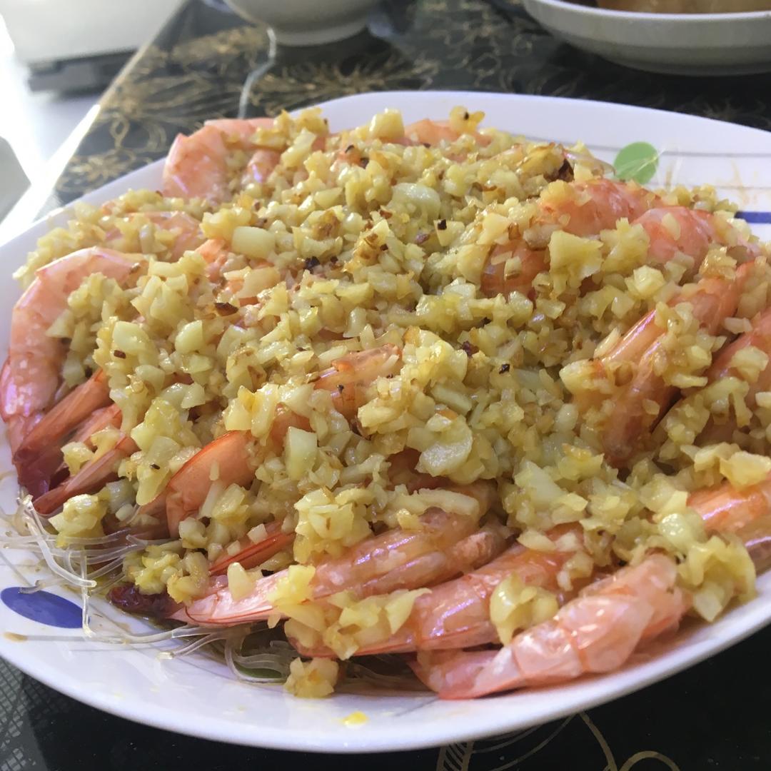 蒜蓉粉丝蒸大虾