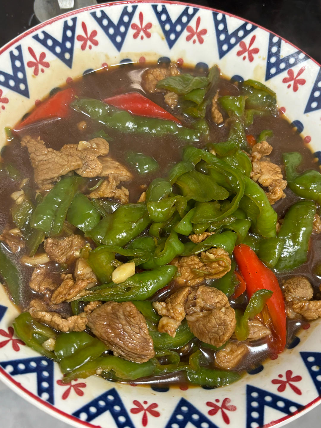 青椒肉丝，这样炒太好吃了。