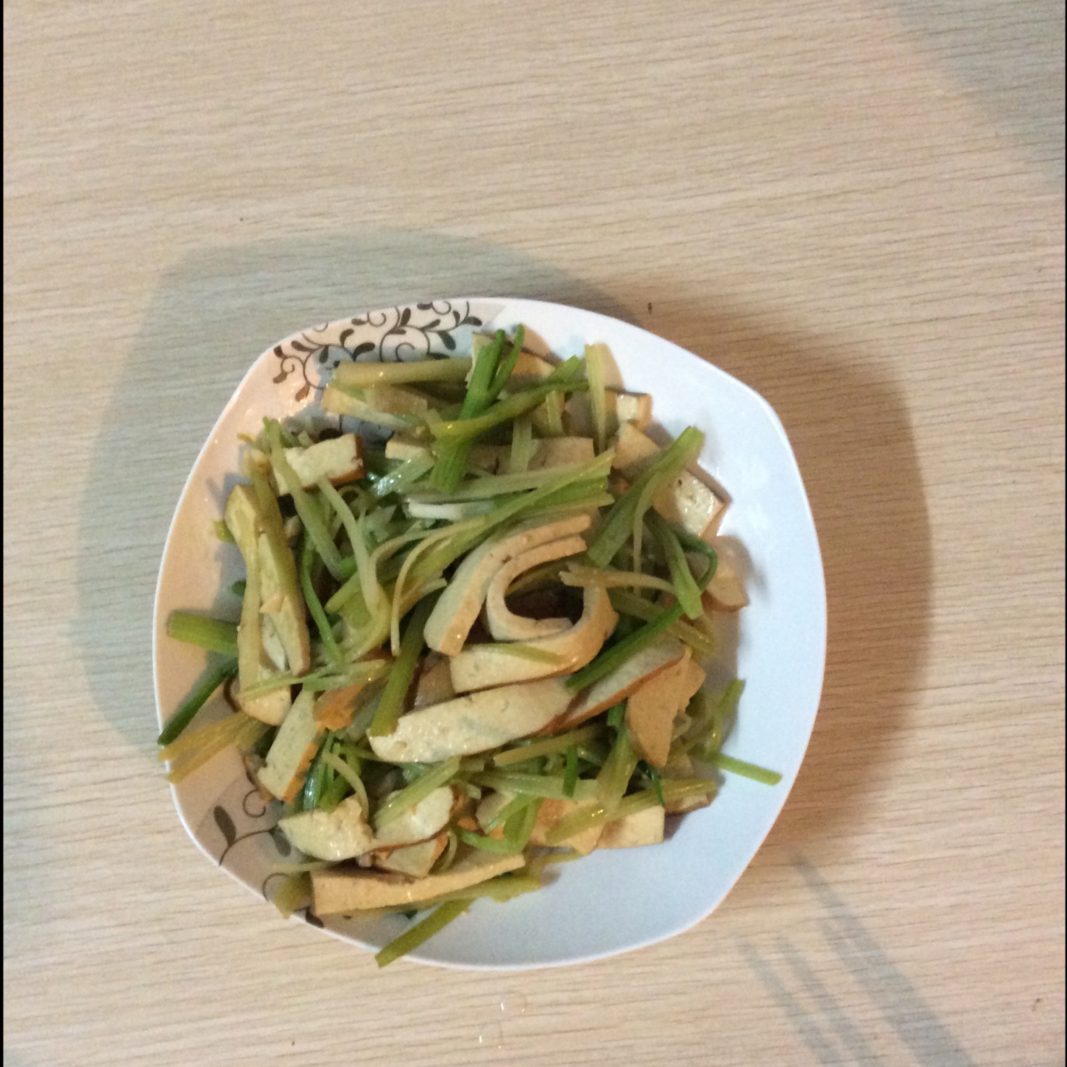 芹菜炒香干