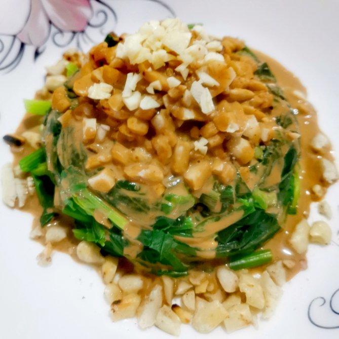 麻酱拌花生菠菜