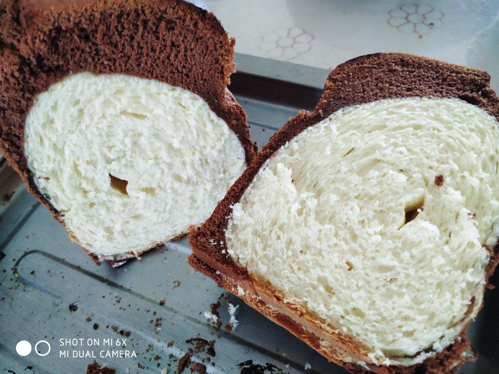 一次成功的黑钻吐司｜蛋糕➕面包的神仙搭配