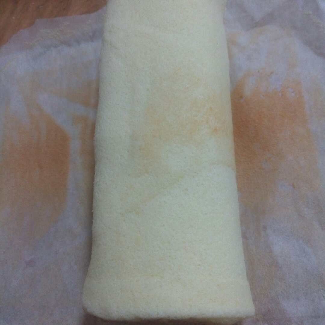 《Tinrry下午茶》教你做基础原味蛋糕卷