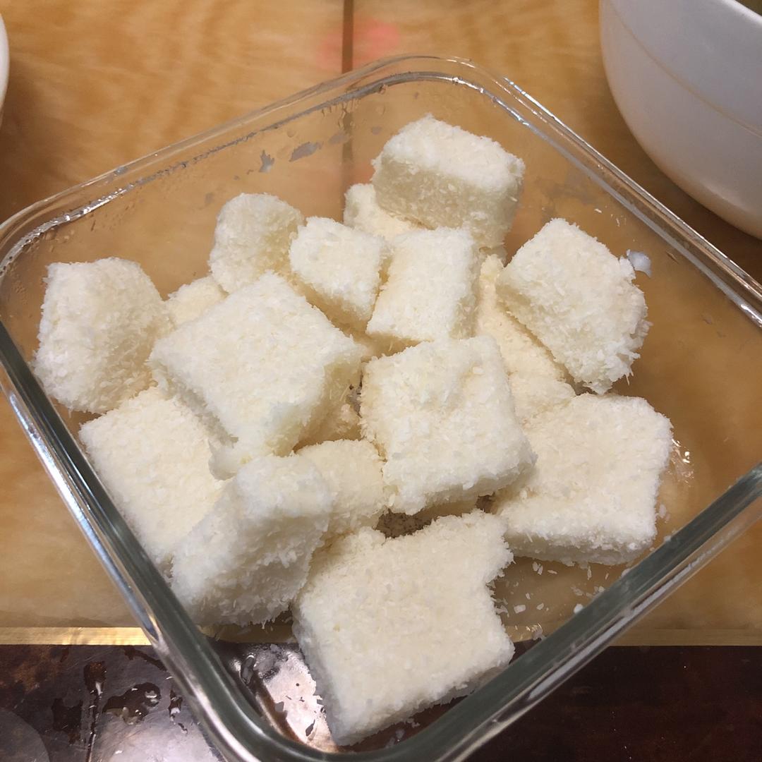 椰蓉牛奶小方（不用淡奶油，炼奶）