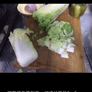 东北辣白菜（家常版）的做法 步骤1