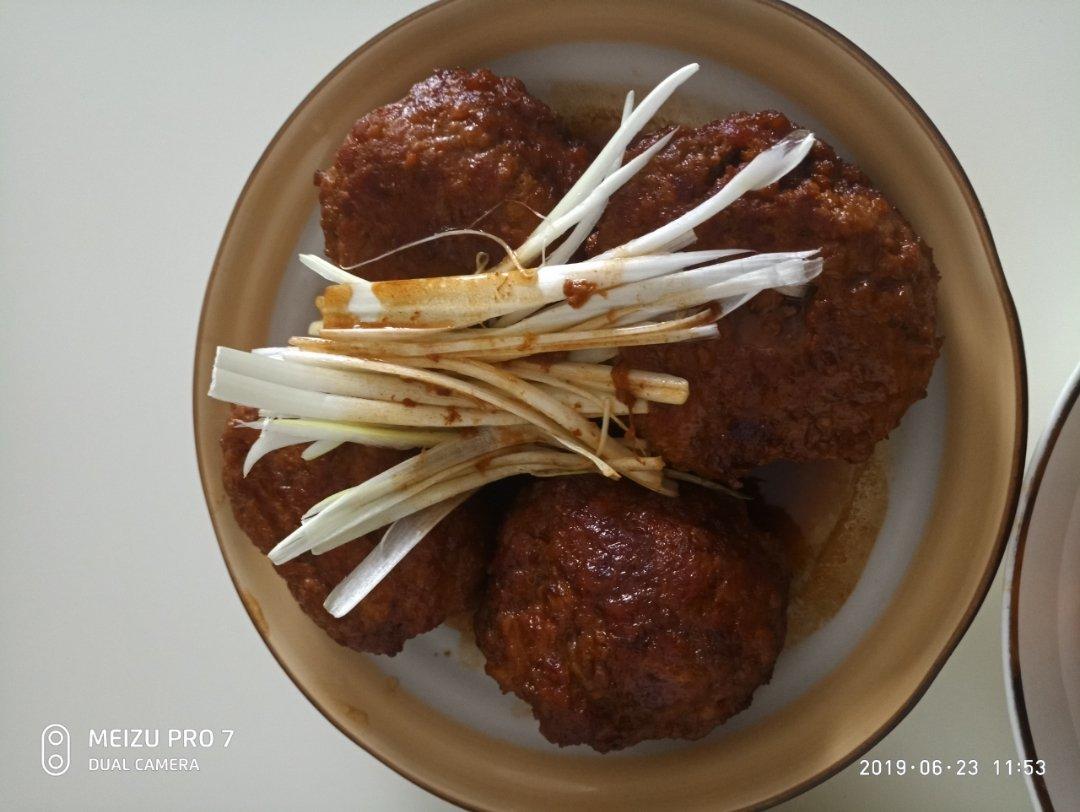 秘制红烧狮子头