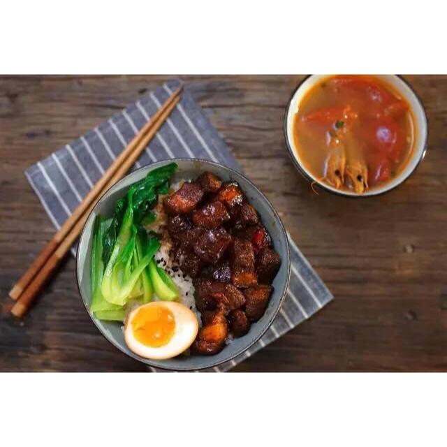 一碗香哭了的卤肉饭