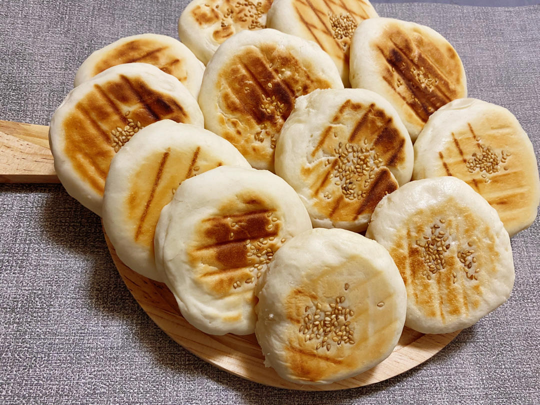 一袋奶两碗面  轻松搞定无油烤饼   凉了都好吃  附细节视频