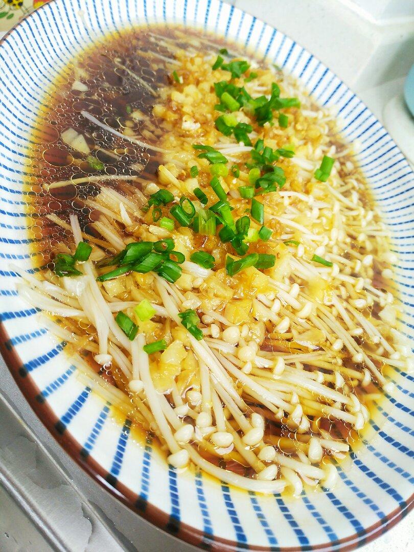 蒜蓉蒸金针菇