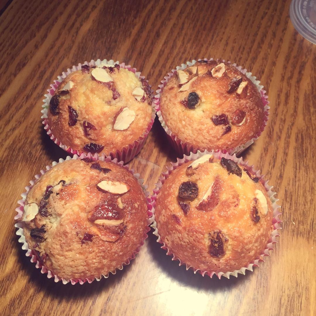 玛格达莲娜蛋糕（Magdalenas）