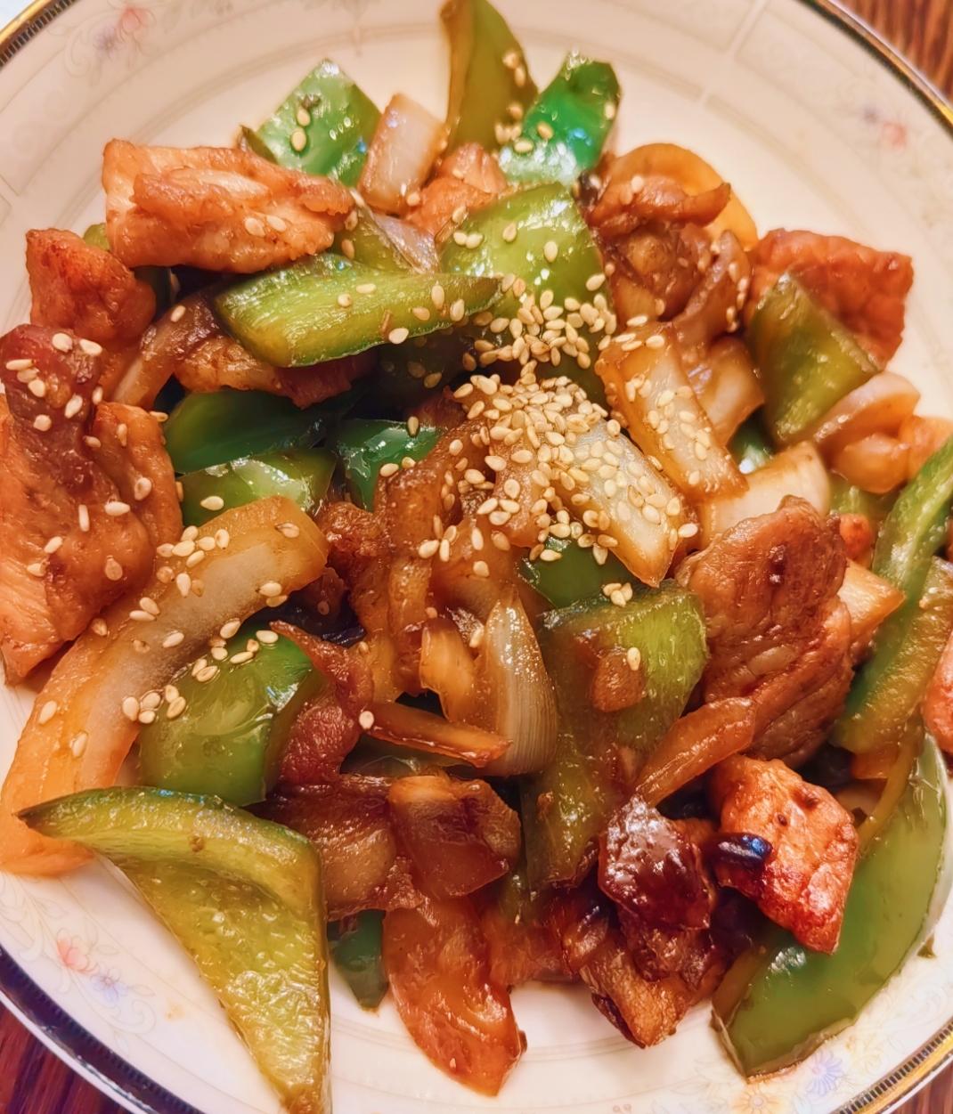 🐷青椒五花肉🐷