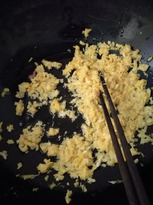 味极鲜——妈妈味的三鲜馅饺子的做法 步骤3