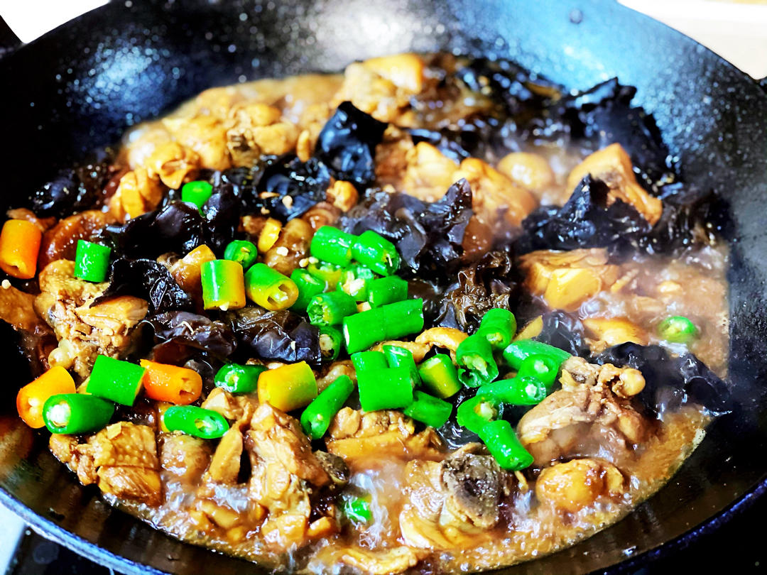 【栗子烧鸡】鸡肉都给你吃，栗子归我~