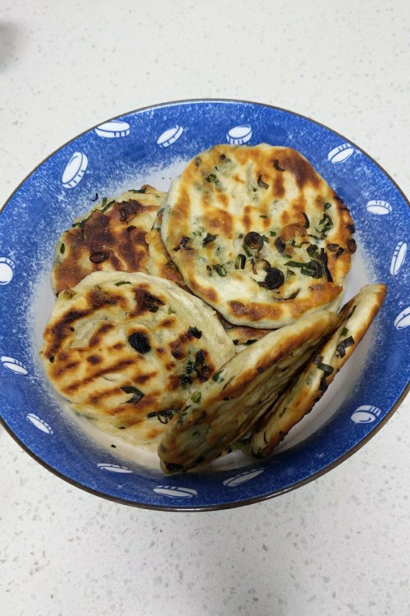 葱油饼（附外酥里嫩的技巧）