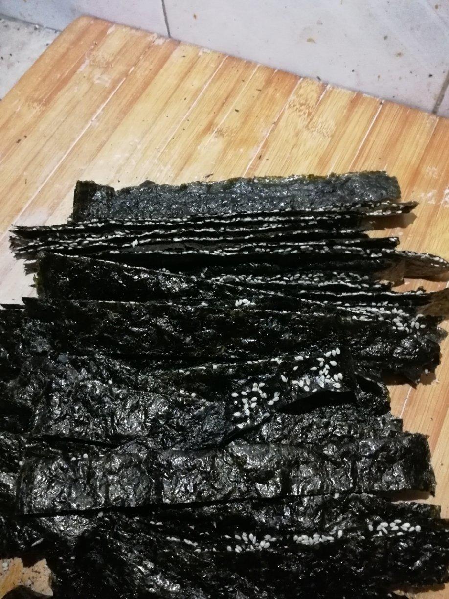 芝麻杏仁片夹心海苔