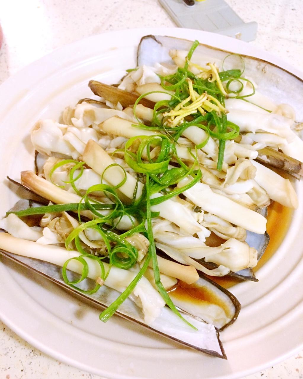 下厨房的小学徒做的葱油竹蛏