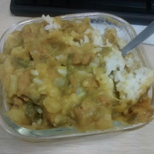 鸡肉咖喱饭